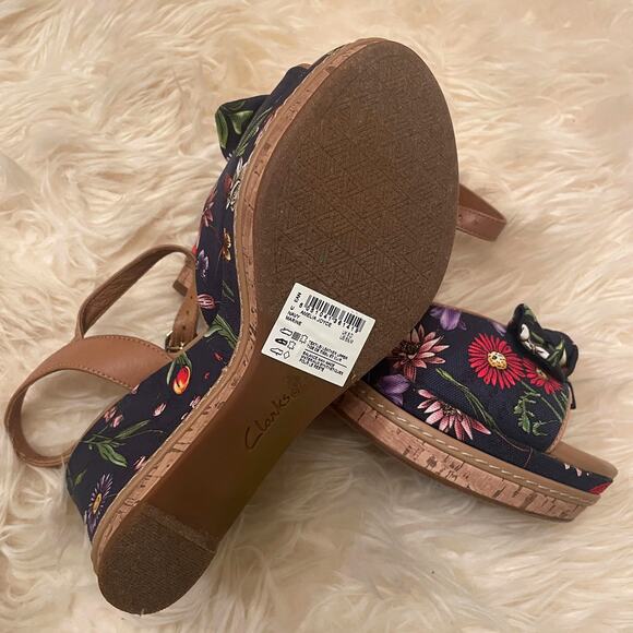 Clarks 8.5 Amelia Joyce Wedge Sandals | Navy Floral Cork Platform, Rare New NWT - Picture 5 of 13